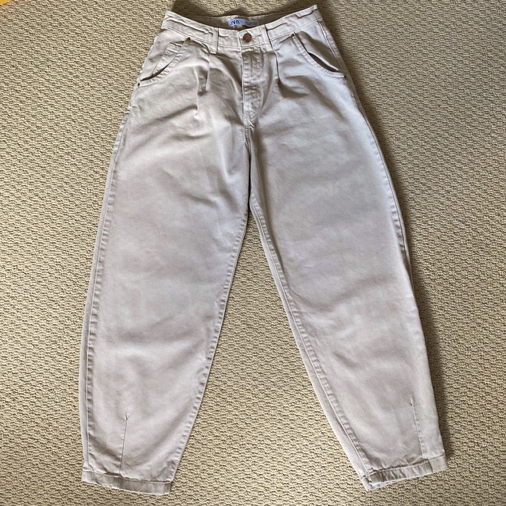 Zara Mom/Carrot Style Jeans